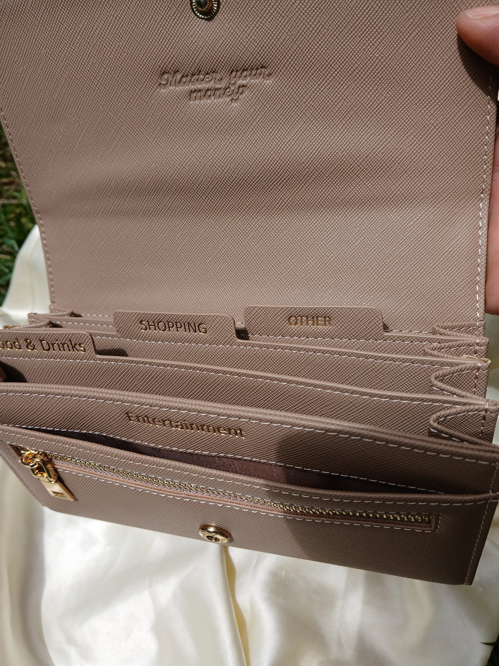 The Pretty x Paid Wallet